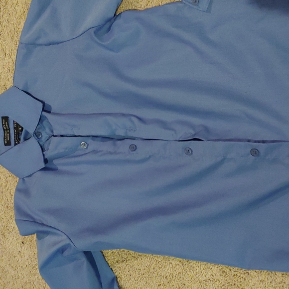 Tommy Hilfiger button down long sleeve shirts - Picture 4 of 9